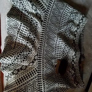 Black and white pattern skirt